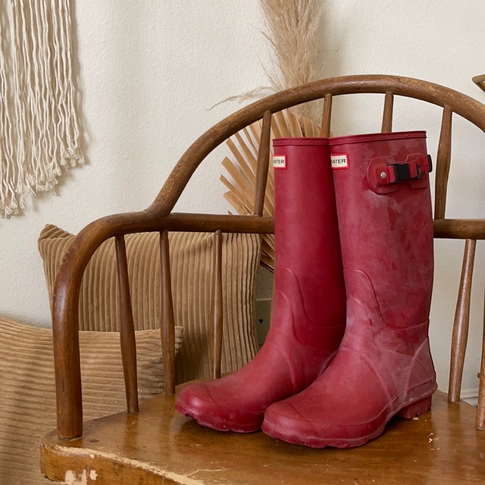 Hunter side adjustable matte boots